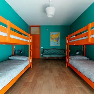 Dormitory Room Mixed